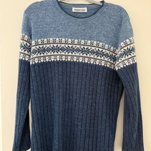 Blue and White Crewneck Sweater with Fair Isle Pattern
